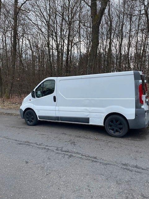 Gebraucht Opel Vivaro 114 PS (83 kW) 2011 Weiß Van / Kleinbus