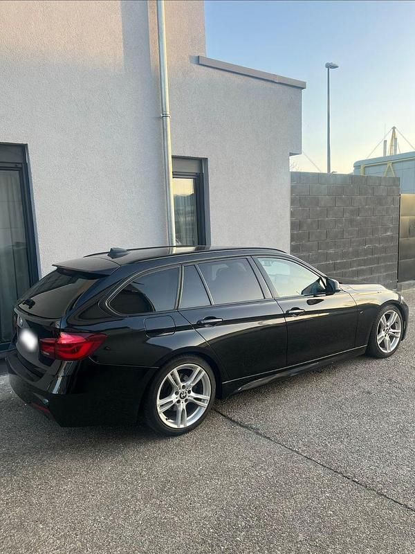 Gebraucht BMW 320 M Sport 184 PS (135 kW) 2013 Schwarz Kombi