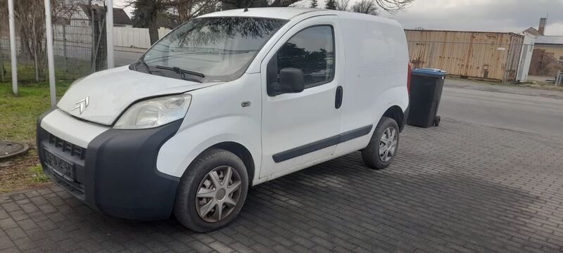 Weiß Gebraucht 2009 Citroën Nemo Van / Kleinbus | 1.000 € (Superpreis) - Bild 1/4