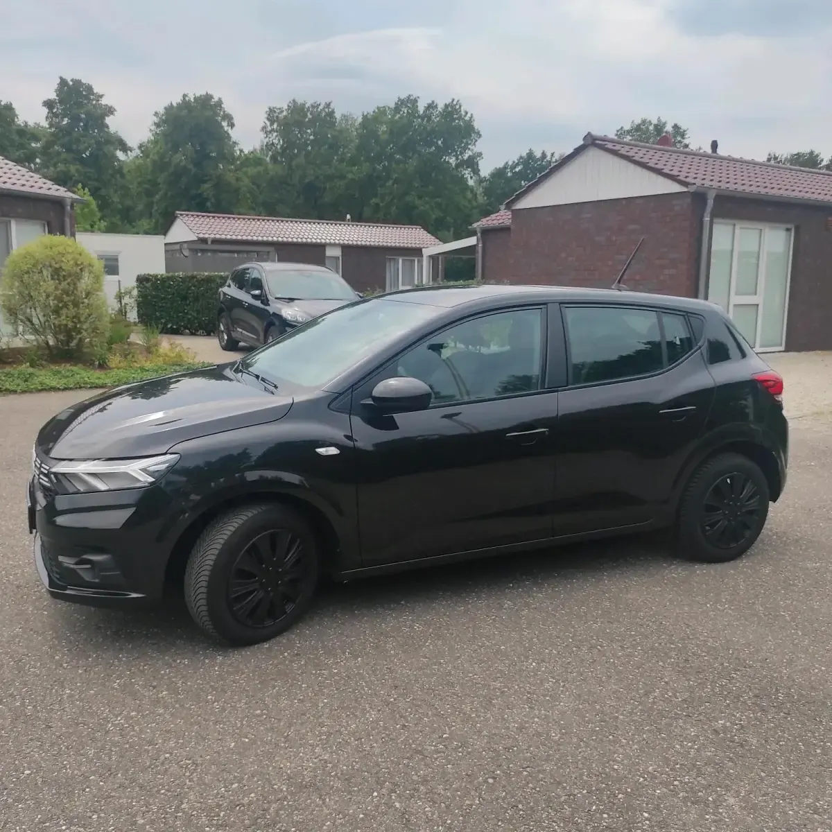 Gebraucht Dacia Sandero Comfort 101 PS (74 kW) 2022 Schwarz Kleinwagen