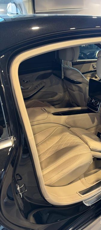 Gebraucht Mercedes S600 Maybach 530 PS (389 kW) 2016 Obsidianschwarz  metalliclack Limousine