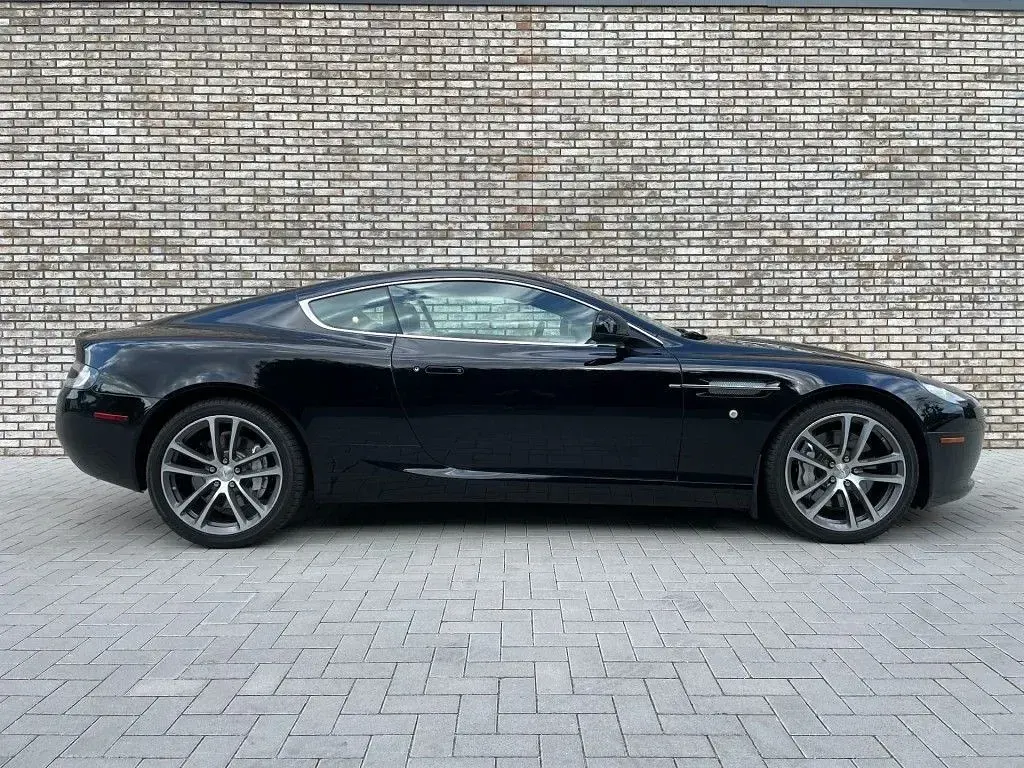 Gebraucht Aston Martin DB9 476 PS (350 kW) 2011 Schwarz