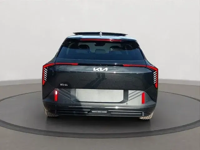 Neu Kia EV4 Earth 150 kW (204 PS) 2026 Schwarz Limousine