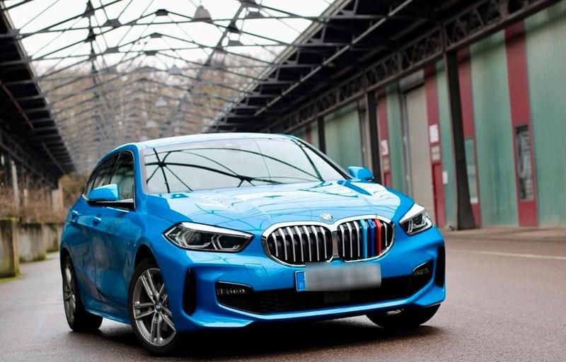 Blau Gebraucht 2020 BMW 118 M Sport Kleinwagen | 18.500 € (Fairer Preis) - Bild 1/4