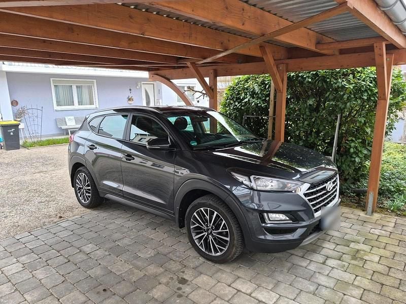 Gebraucht Hyundai Tucson 177 PS (130 kW) 2021 Grau SUV