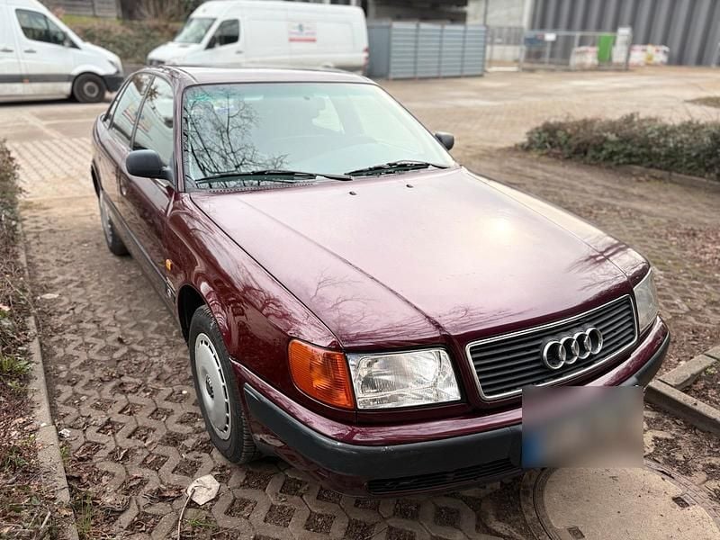Second-hand Audi 100 115 CP (84 kW) 1994 Roșu Berlinǎ