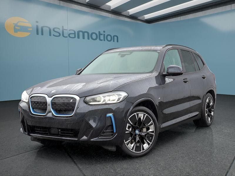 Schwarz Gebraucht 2022 BMW iX3 SUV | 44.749 € (Etwas zu teuer) - Bild 1/4
