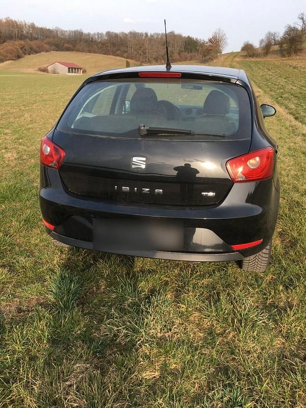 Gebraucht Seat Ibiza 105 PS (77 kW) 2015 Schwarz Kleinwagen