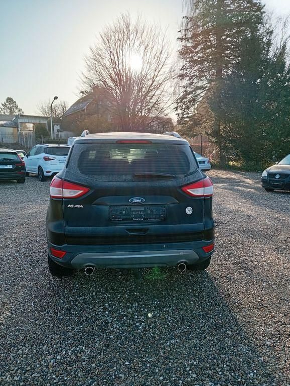 Gebraucht Ford Kuga Trend 150 PS (110 kW) 2016 Schwarz SUV