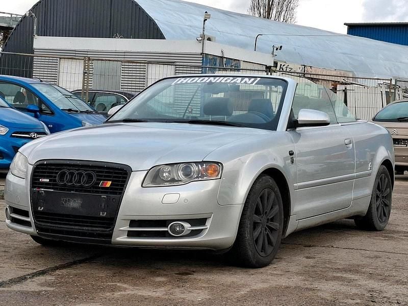 Lichtsilber metallic Gebraucht 2006 Audi A4 Cabriolet S-Line Cabrio | 3.800 € (Superpreis) - Bild 1/4