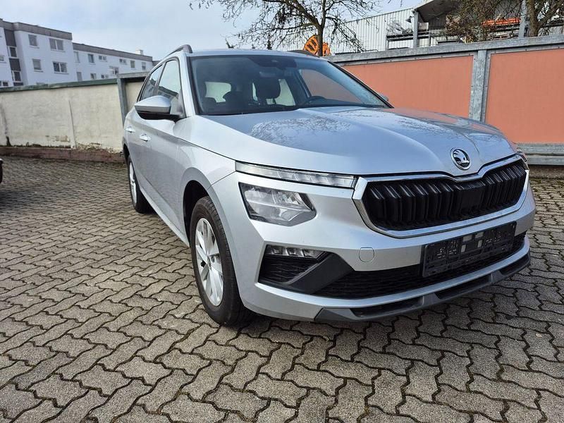 Gebraucht Skoda Kamiq Selection 95 PS (69 kW) 2025 Silber SUV