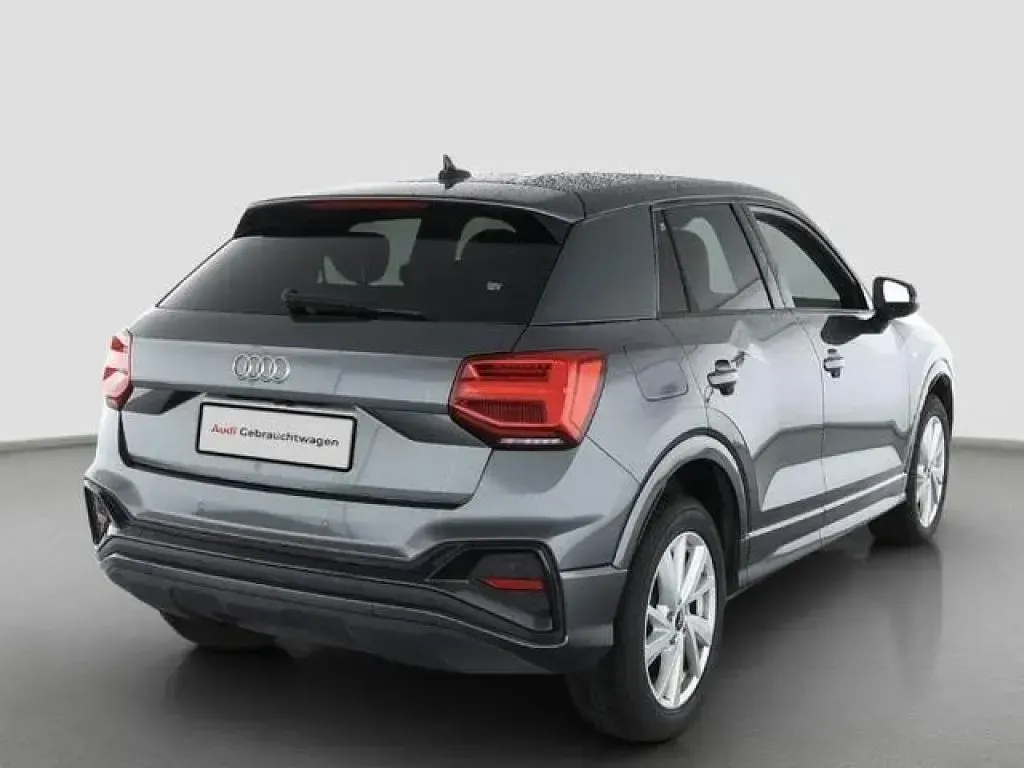 Gebraucht Audi Q2 S-Line 150 PS (110 kW) 2025 Daytonagrau perleffekt SUV