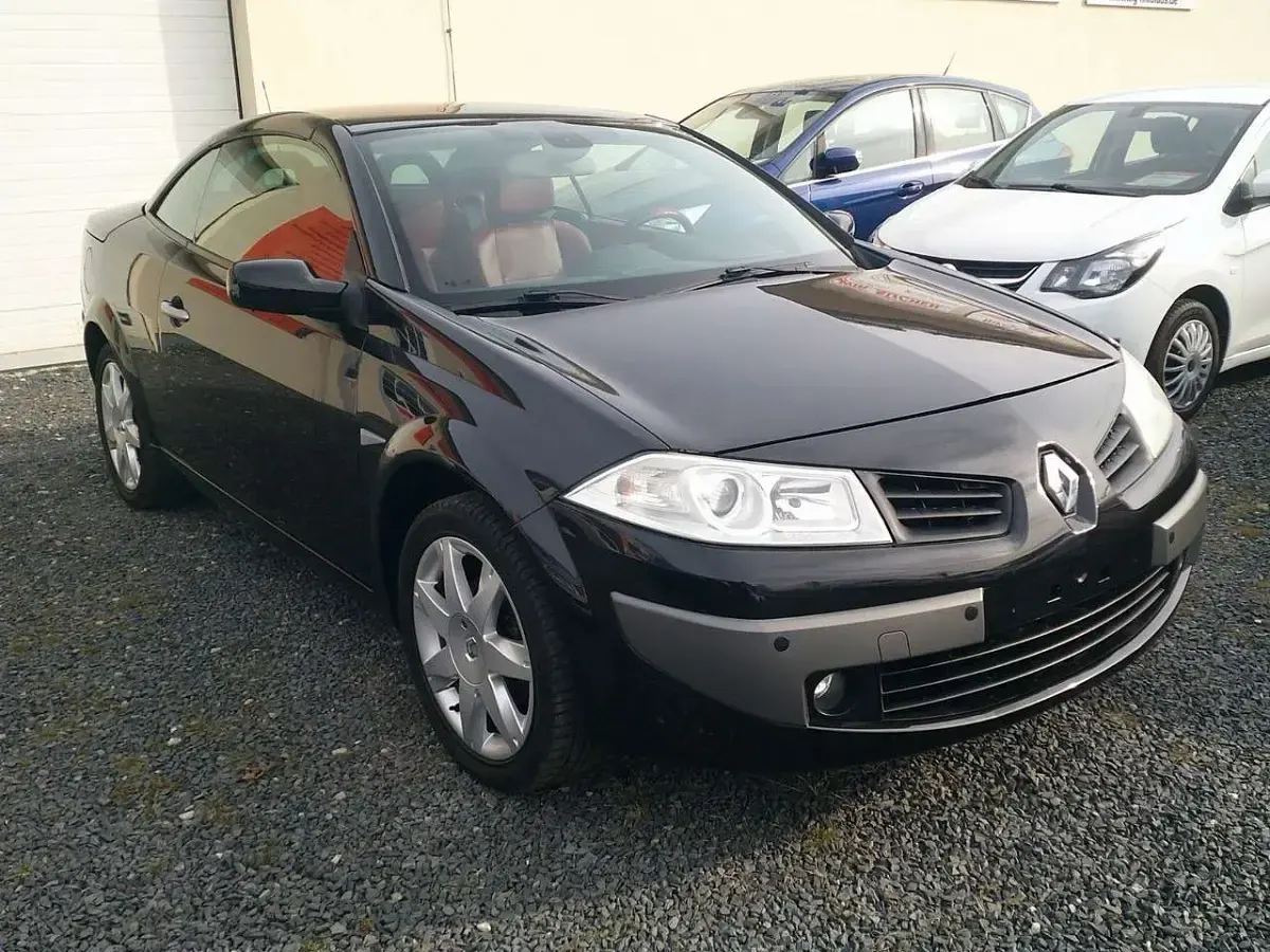 Używany Renault Mégane Cabriolet Dynamique 135 KM (99 kW) 2007 Czarny Kabriolet