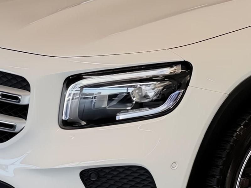 Gebraucht Mercedes GLB200 Progressive 163 PS (119 kW) 2021 Weiß SUV