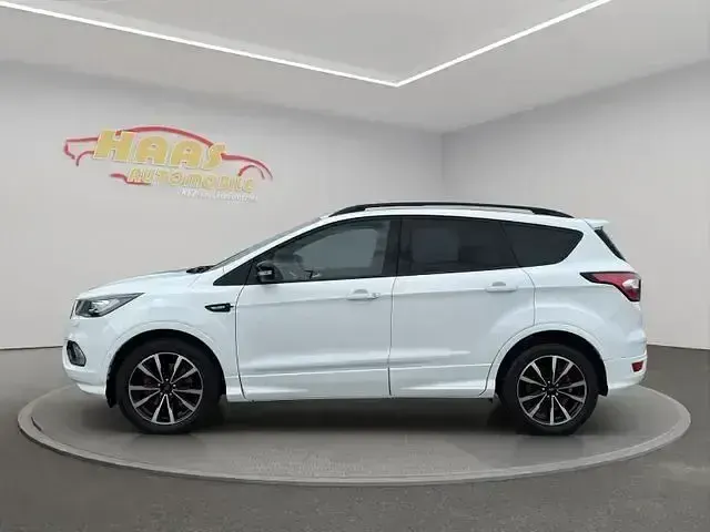 Gebraucht Ford Kuga ST-Line 231 PS (169 kW) 2019 Weiß SUV