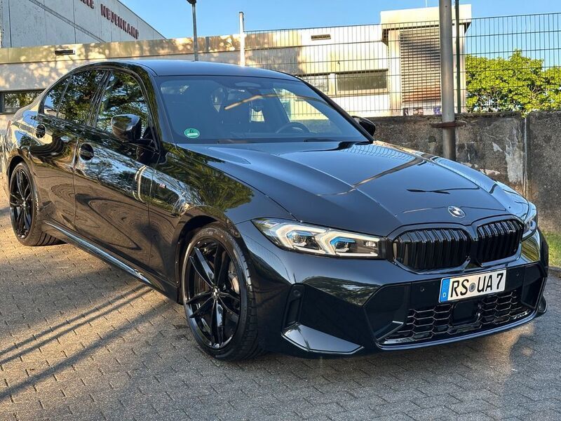 Schwarz Gebraucht 2024 BMW 320 M Sport Limousine | 39.500 € (Guter Preis) - Bild 1/4