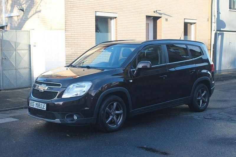Braun Gebraucht 2013 Chevrolet Orlando LTZ Van / Kleinbus | 5.990 € (Fairer Preis) - Bild 1/4