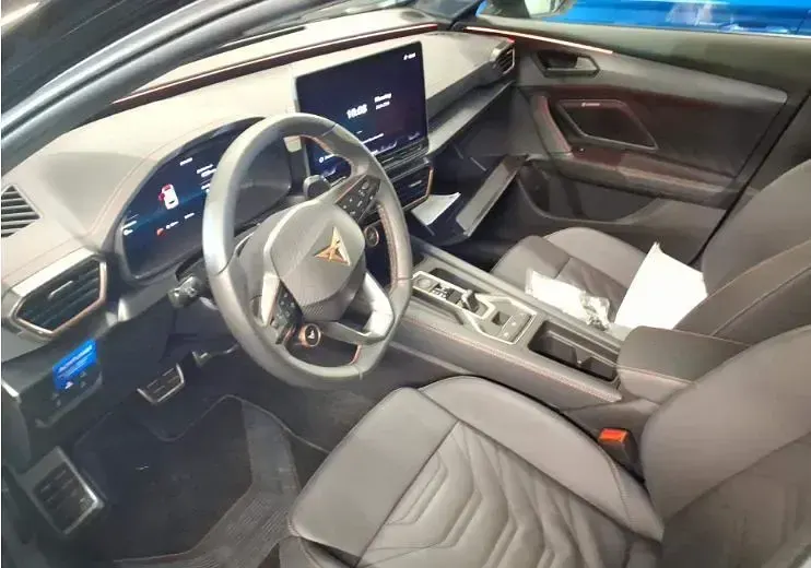 Gebraucht Cupra Formentor 204 PS (150 kW) 2026 Mitternachtsschwarz SUV