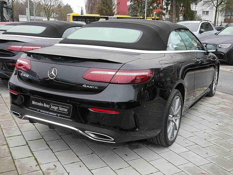 Gebraucht Mercedes E450 Urban 367 PS (269 kW) 2022 Metalliclack obsidianschwarz Cabrio