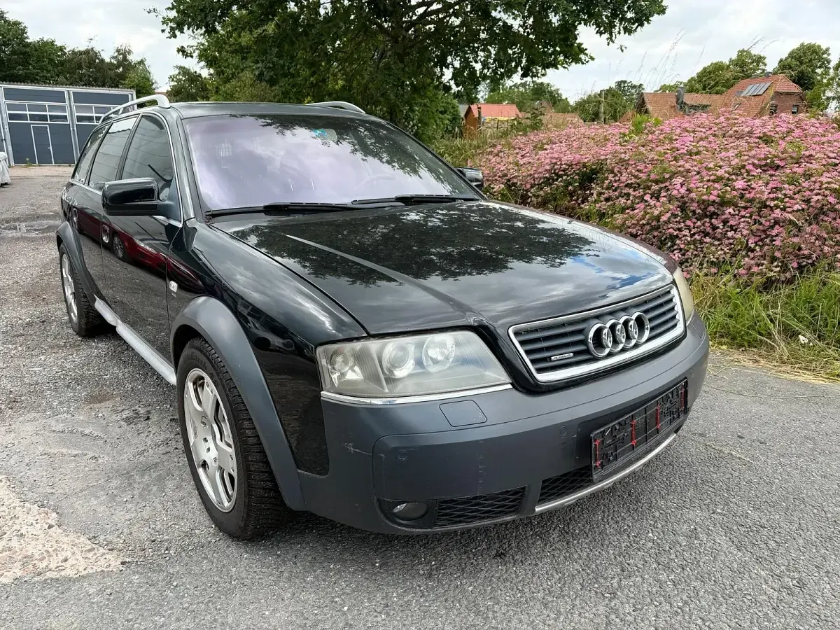 Gebraucht Audi A6 Allroad 179 PS (131 kW) 2002 Schwarz Kombi