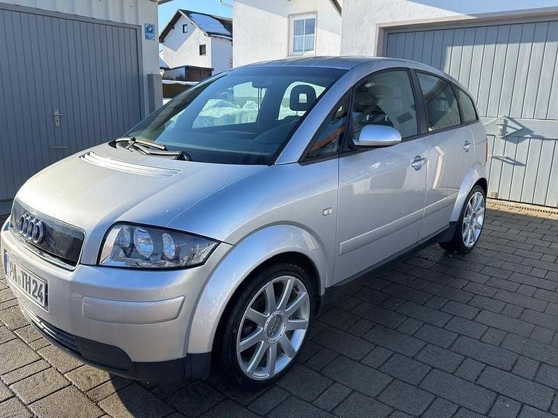 Silber Gebraucht 2001 Audi A2 Kleinwagen | 2.450 € (Guter Preis) - Bild 1/4