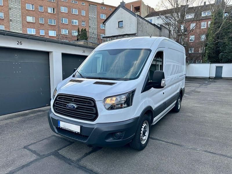 Gebraucht Ford Transit 105 PS (77 kW) 2018 Weiß Limousine