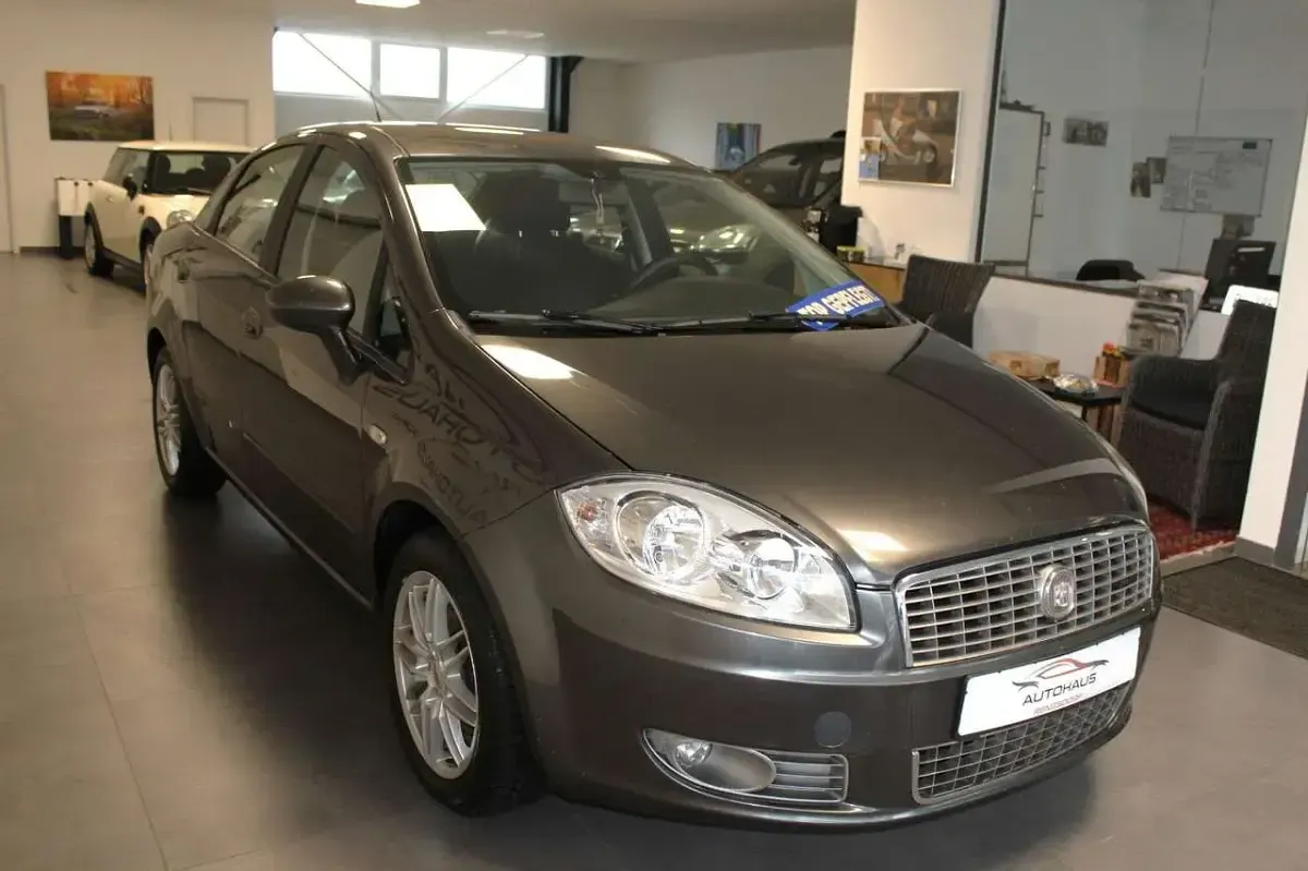 Gebraucht Fiat Linea Dynamic 120 PS (88 kW) 2008 Braun Limousine