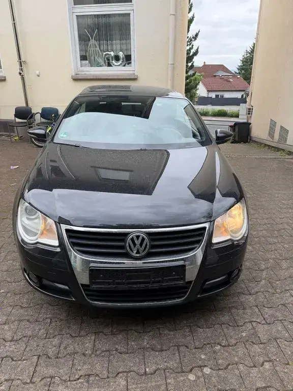 Gebraucht VW Eos 122 PS (89 kW) 2008 Schwarz Cabrio