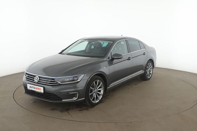 Gebraucht VW Passat GTE 116 PS (85 kW) 2016 Grau Limousine