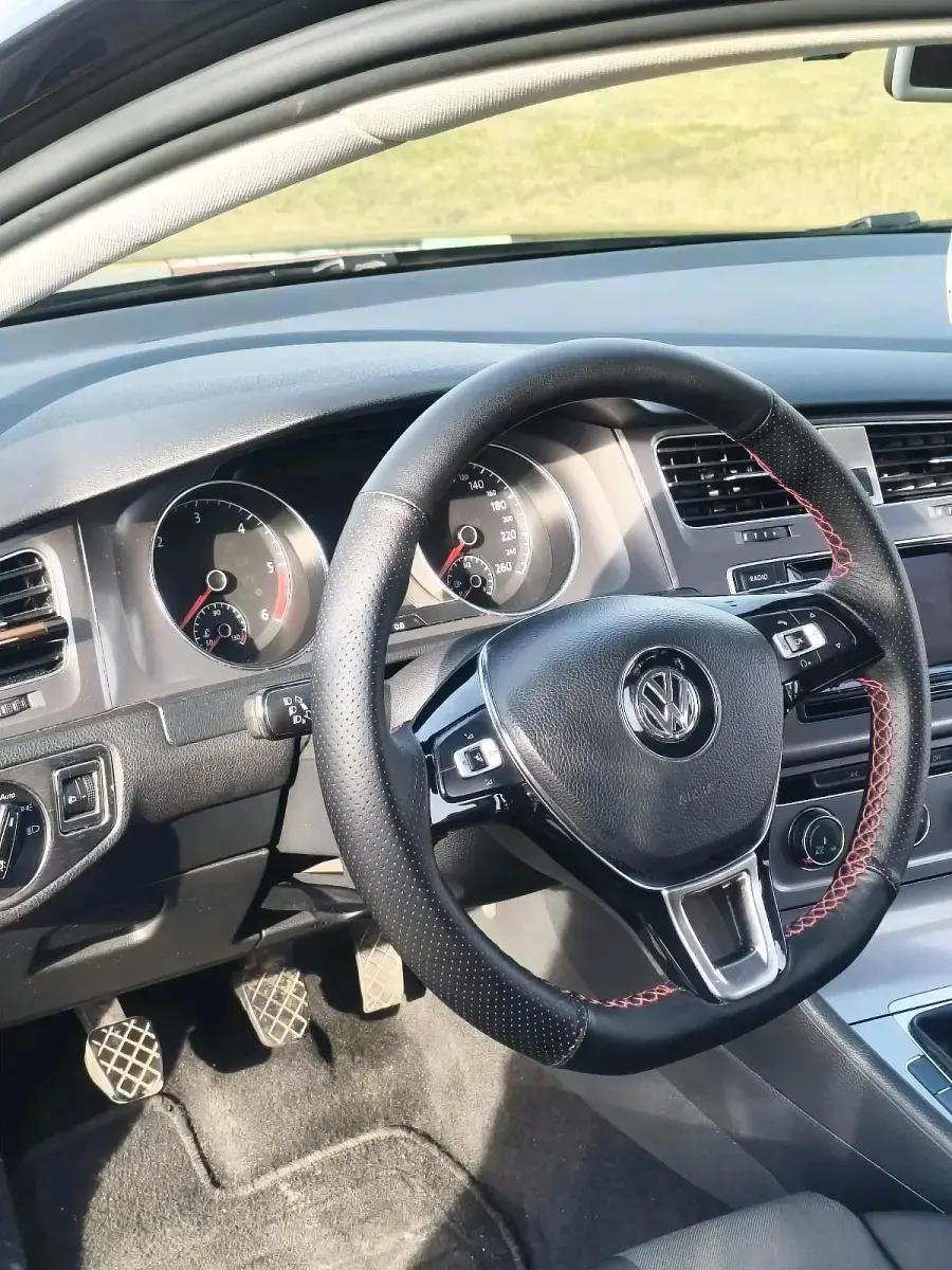Gebraucht VW Golf VII 90 PS (66 kW) 2015 Schwarz Kombi