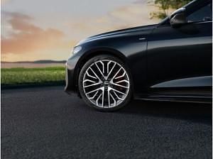 Nouă Audi A5 Edition .1 367 CP (269 kW) 2025 Negru Break