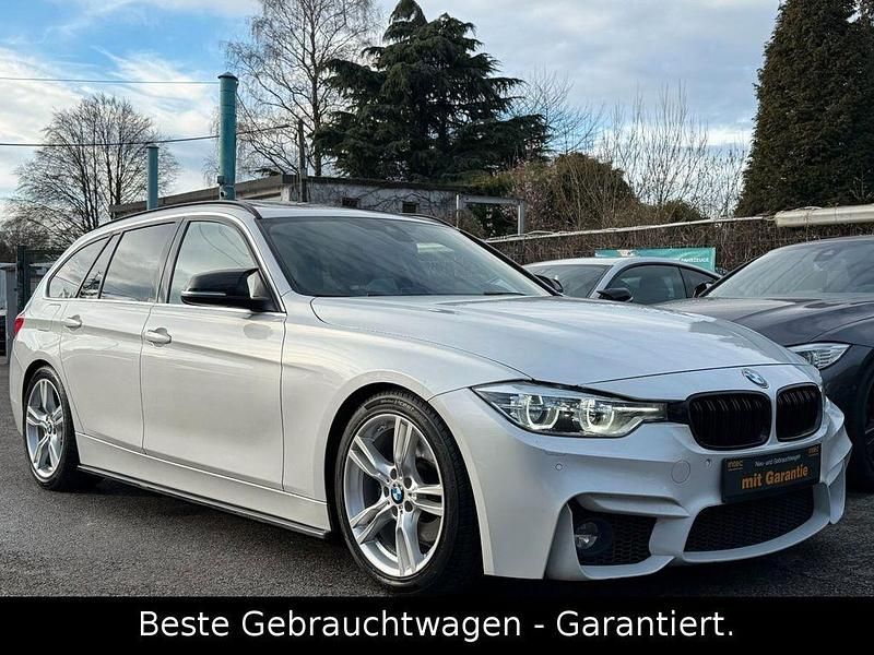 Gebraucht BMW 330 M Sport 252 PS (185 kW) 2018 Mineralweiß Kombi