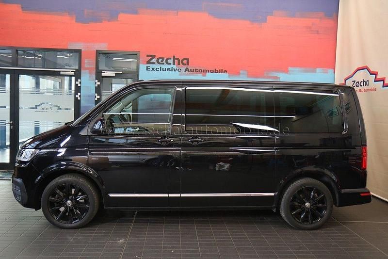 Second-hand VW Multivan 204 CP (150 kW) 2021 Negru Monovolum