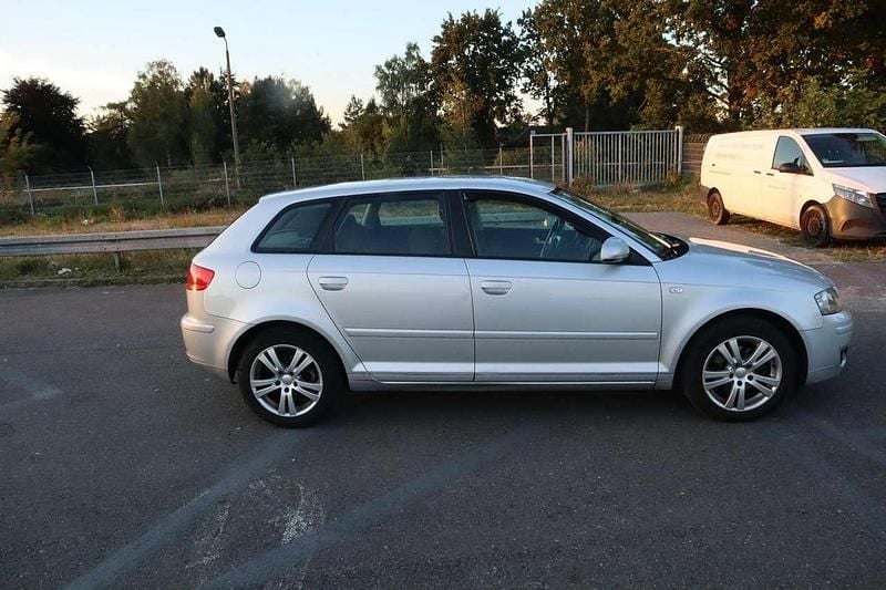Gebraucht Audi A3 Attraction 105 PS (77 kW) 2008 Kleinwagen