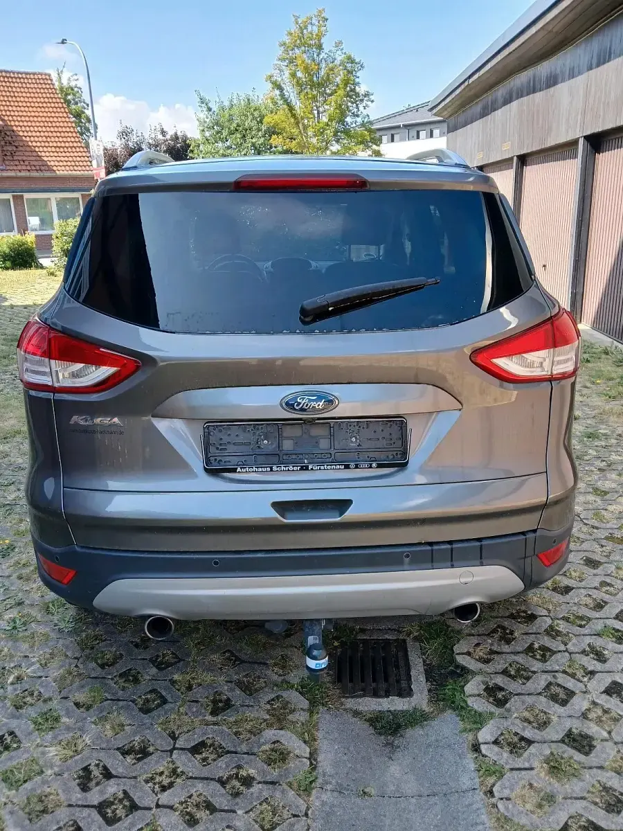 Gebraucht Ford Kuga 163 PS (119 kW) 2013 Grau SUV