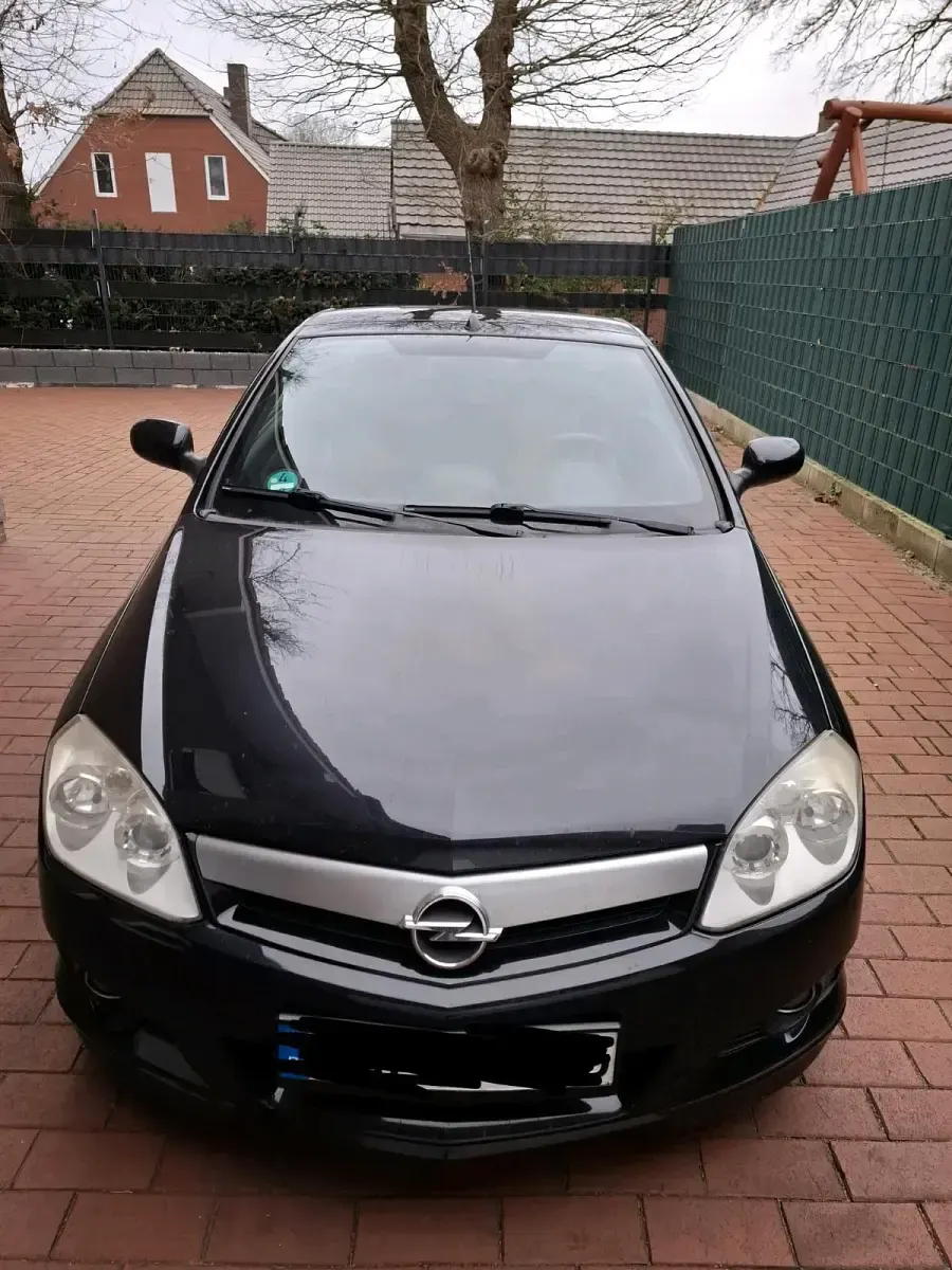 Gebraucht Opel Tigra 90 PS (66 kW) 2005 Schwarz Cabrio