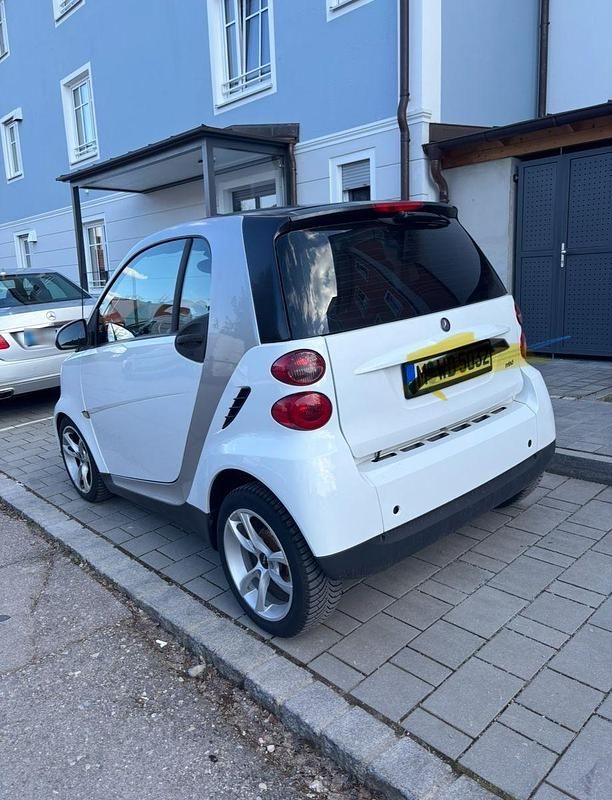 Gebraucht Smart ForTwo Coupé 71 PS (52 kW) 2009 Weiß Coupé