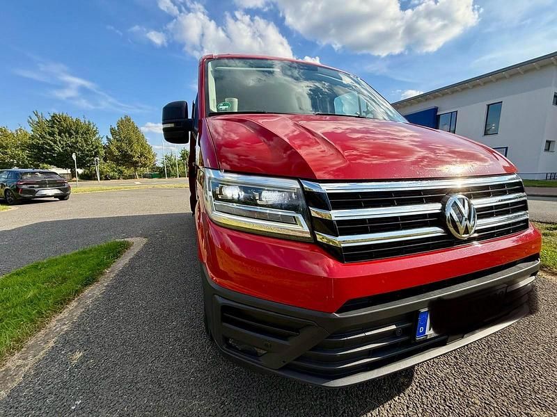 Rot Gebraucht 2019 VW Crafter Trendline Van | 22.000 € (Etwas zu teuer) - Bild 1/4