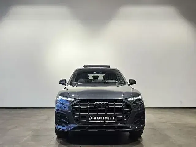 Gebraucht Audi Q5 Sportback Sport 204 PS (150 kW) 2025 Grau SUV