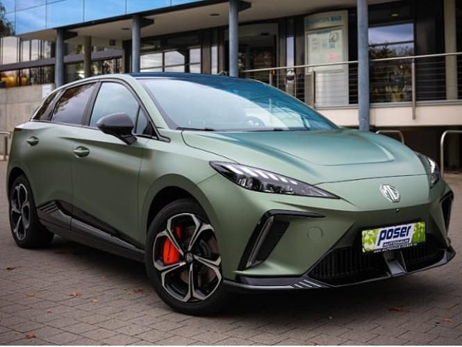 Grün Gebraucht 2023 MG MG4 EV Kleinwagen | 29.990 € (Etwas zu teuer) - Bild 1/4