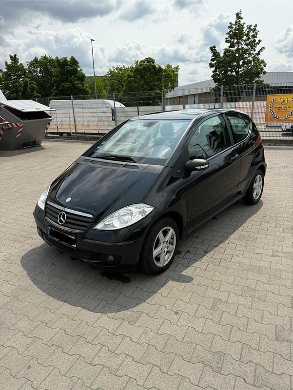 Schwarz Gebraucht 2005 Mercedes A170 Limousine | 1.000 € (Superpreis) - Bild 1/4