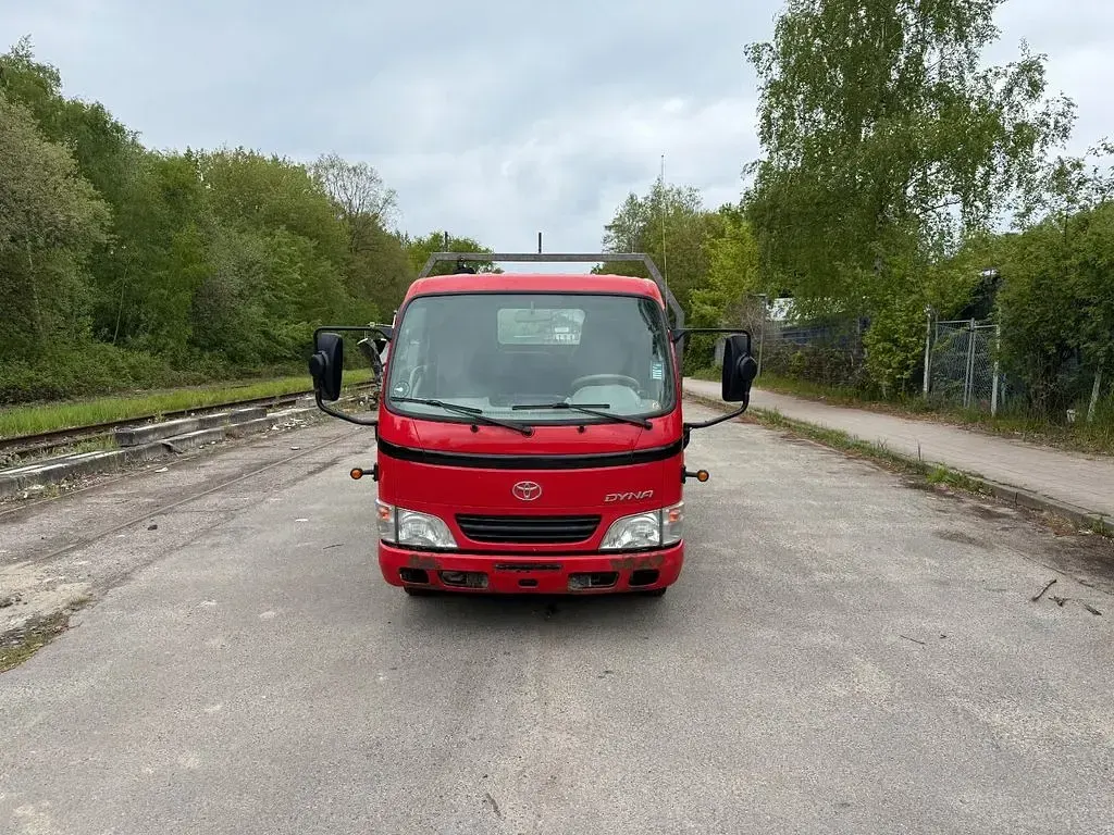 Gebraucht Toyota Dyna 2004 Rot Pickup