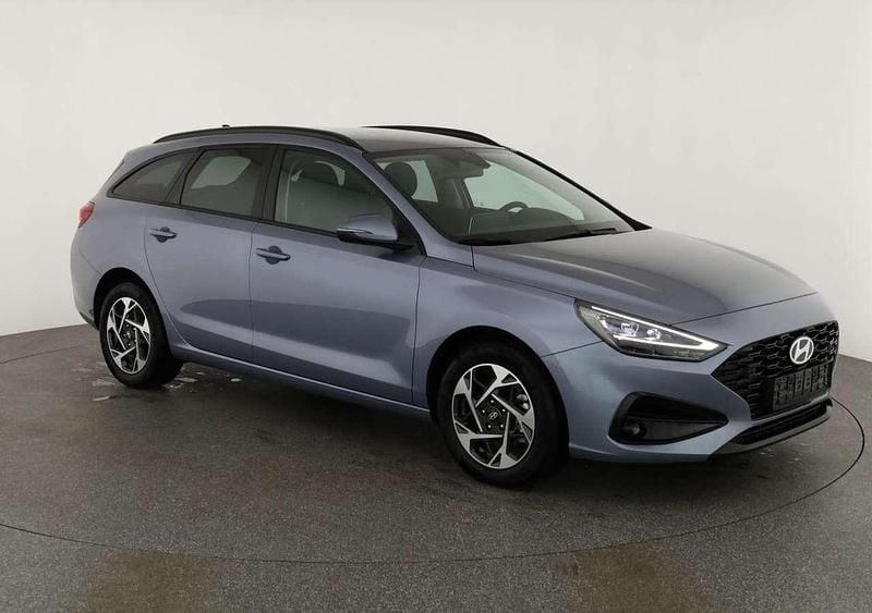 Meta blue mineraleffekt Gebraucht 2024 Hyundai i30 Kombi | 23.595 € (Superpreis) - Bild 1/4