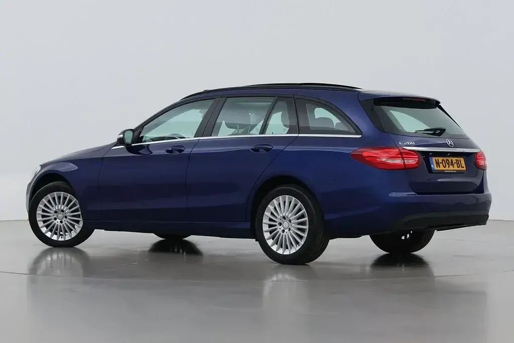 Gebraucht Mercedes C200 Ambition 184 PS (135 kW) 2014 Blau Kombi