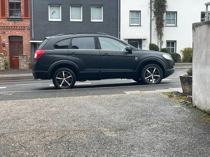Schwarz Gebraucht 2007 Chevrolet Captiva SUV | 1.999 € (Guter Preis) - Bild 1/4