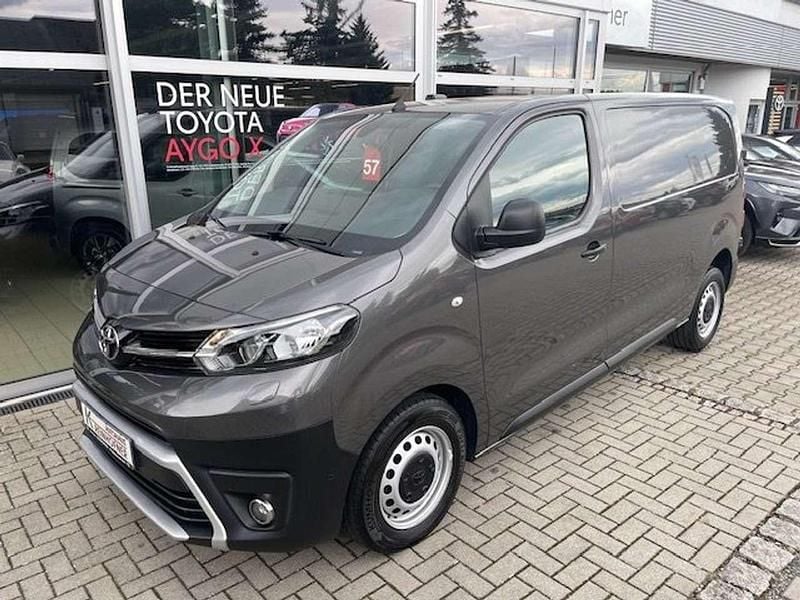 Basaltgrau met. Gebraucht 2022 Toyota Proace Van | 17.900 € (Guter Preis) - Bild 1/4