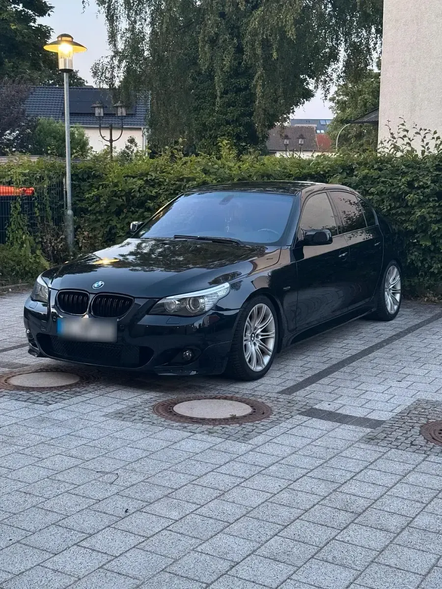 Gebraucht BMW 550 M Sport 367 PS (269 kW) 2008 Schwarz Limousine