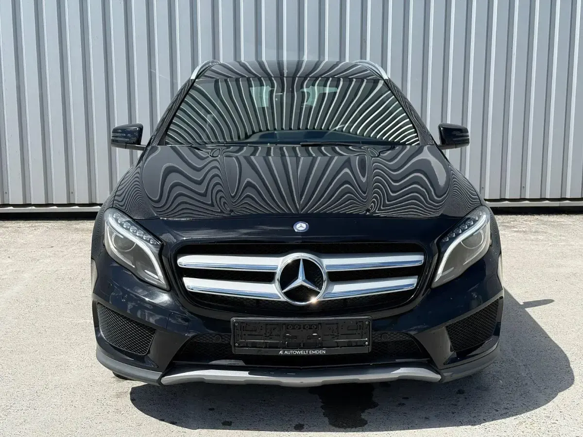 Gebraucht Mercedes GLA200 AMG line 156 PS (114 kW) 2015 Schwarz SUV