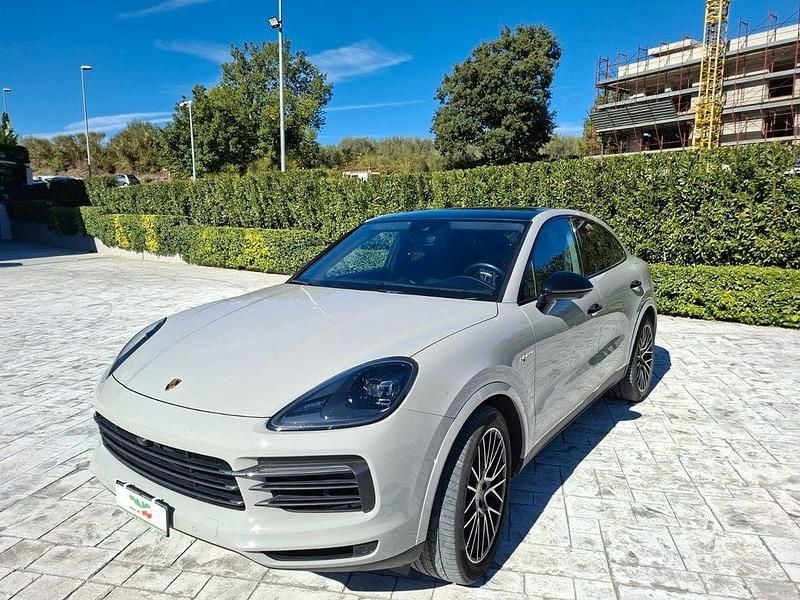 Second-hand Porsche Cayenne 462 CP (339 kW) 2021 Gri SUV