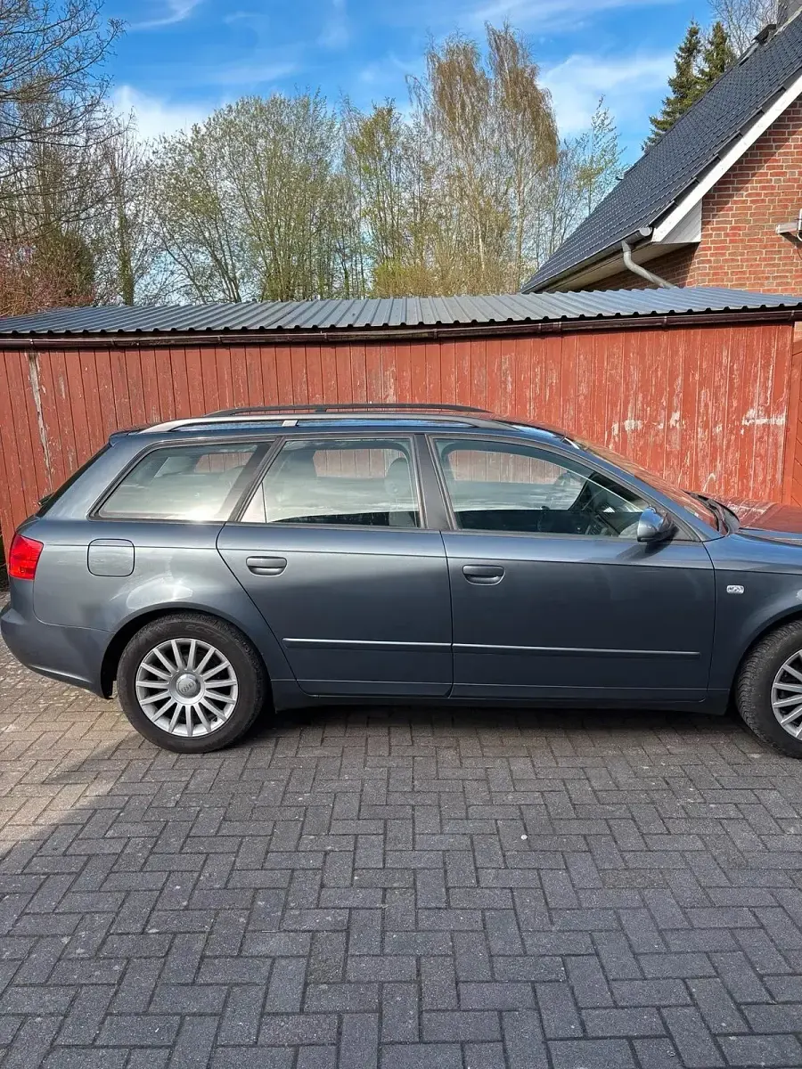 Gebraucht Audi A4 116 PS (85 kW) 2007 Grau Kombi